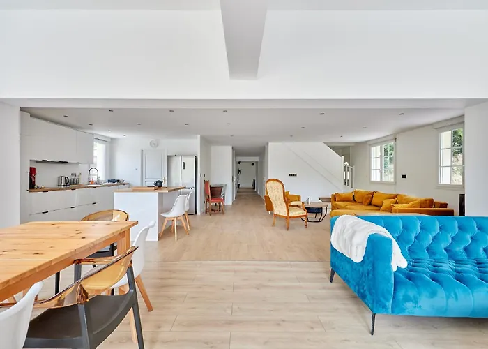 Les Iris Surville (Calvados)